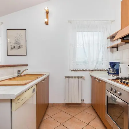 Lovely In With Kitchen * Vodnjan