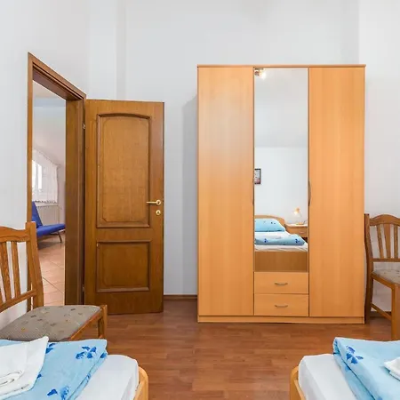 Lovely In With Kitchen Vodnjan